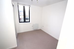 Main bedroom- click for photo gallery